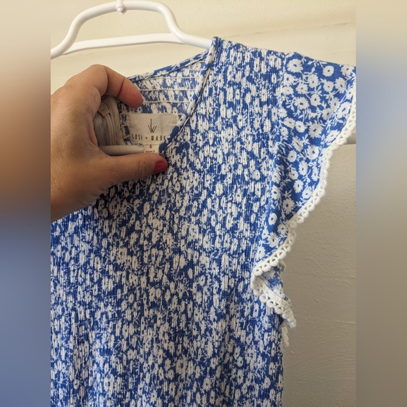 Lost + Wander Blue Floral Midi Dress Small Smocked Top - Picture 3 of 3